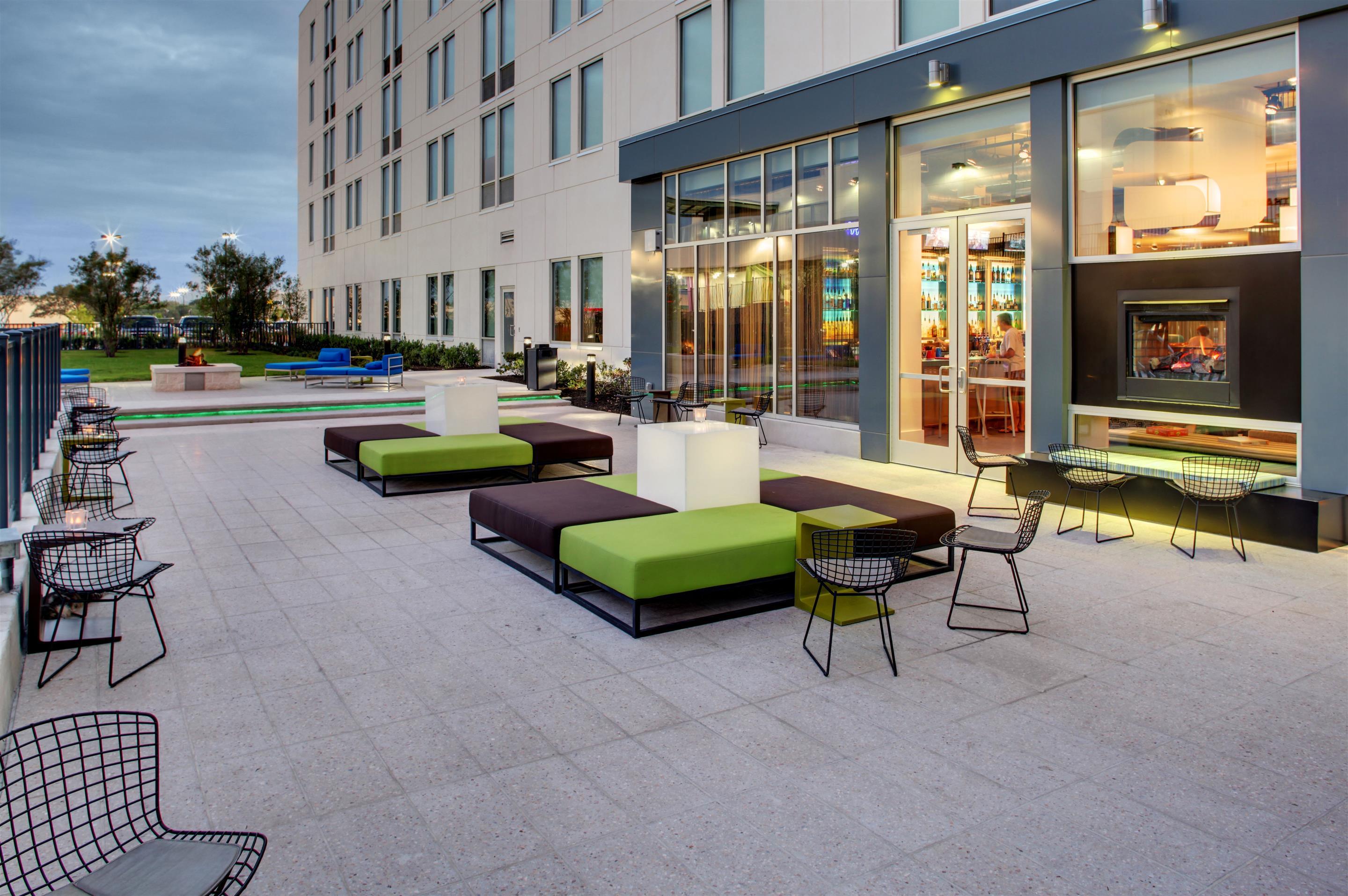 Aloft San Antonio Airport Hotel Bagian luar foto