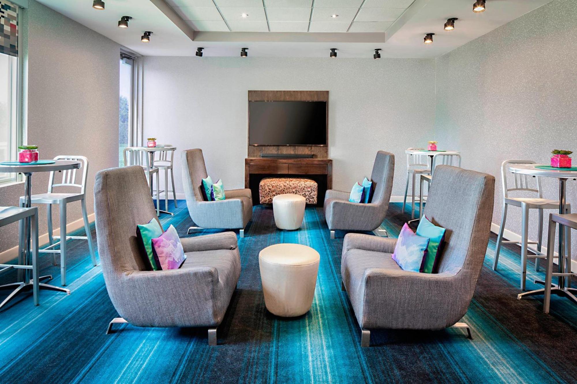 Aloft San Antonio Airport Hotel Bagian luar foto